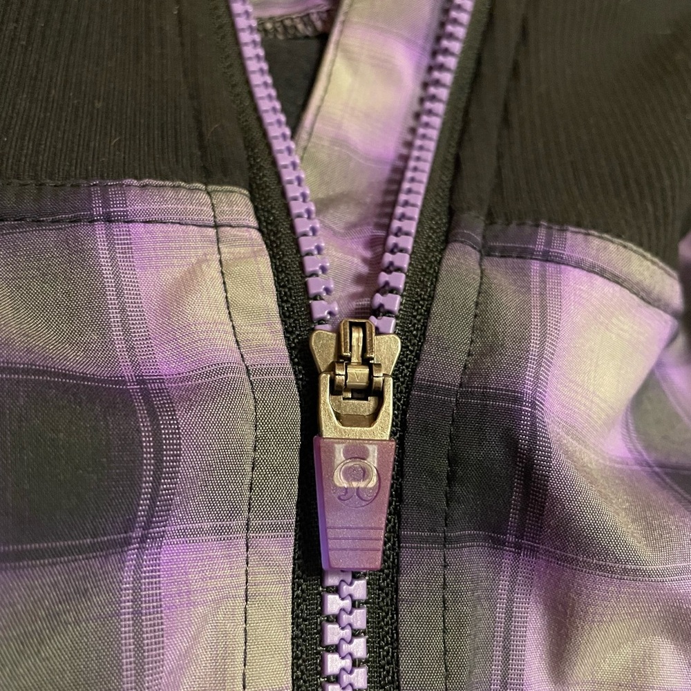 Y2K Lululemon Run Reflection Cropped Plaid Jacket. - Picture 7 of 8